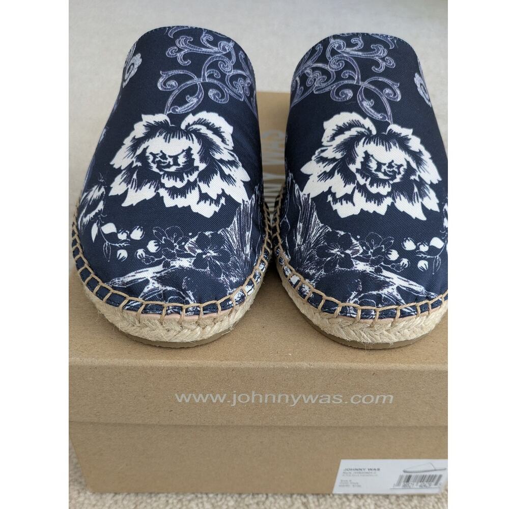 Johnny Was Olivia Mule Espadrille - Picture 2 of 6